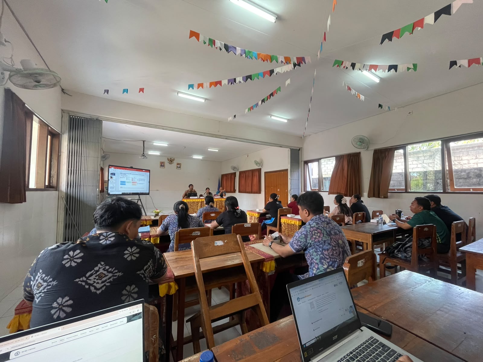 Penguatan Literasi & Numerasi, Tata Kelola Sekolah, dan Digitalisasi Pembelajaran